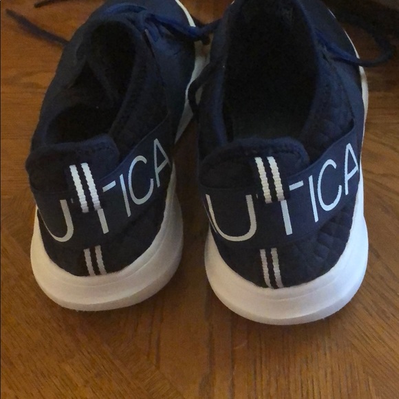 Nautica EUC sneakers - Picture 2 of 3